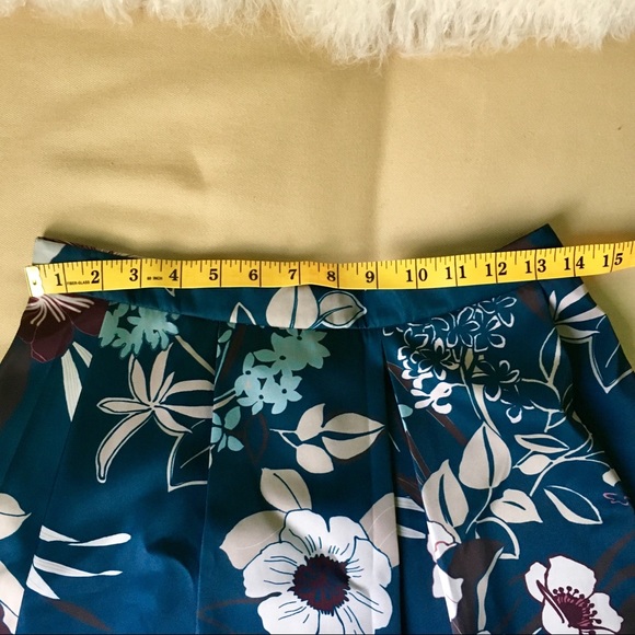 Strenesse Floral Skirt Pockets Size 4 New! - Picture 6 of 8